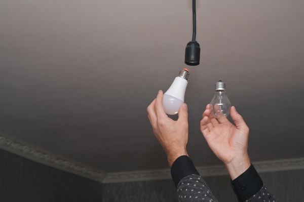 Light Bulbs Replacement in Petaluma
