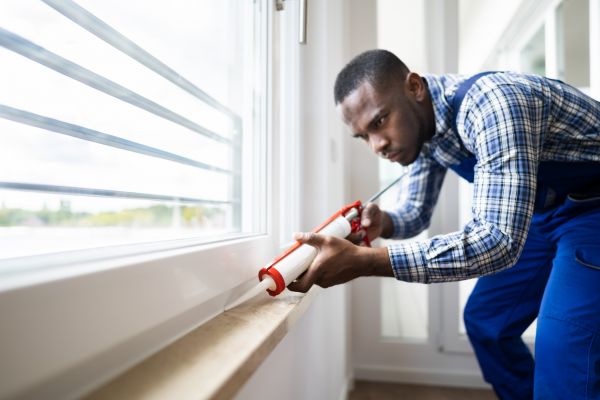 Caulk Repair in Petaluma
